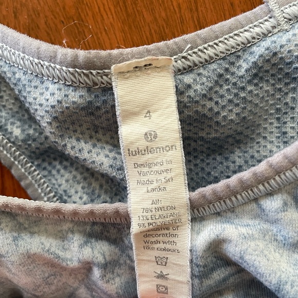 Lululemon ebb to train - Picture 2 of 5